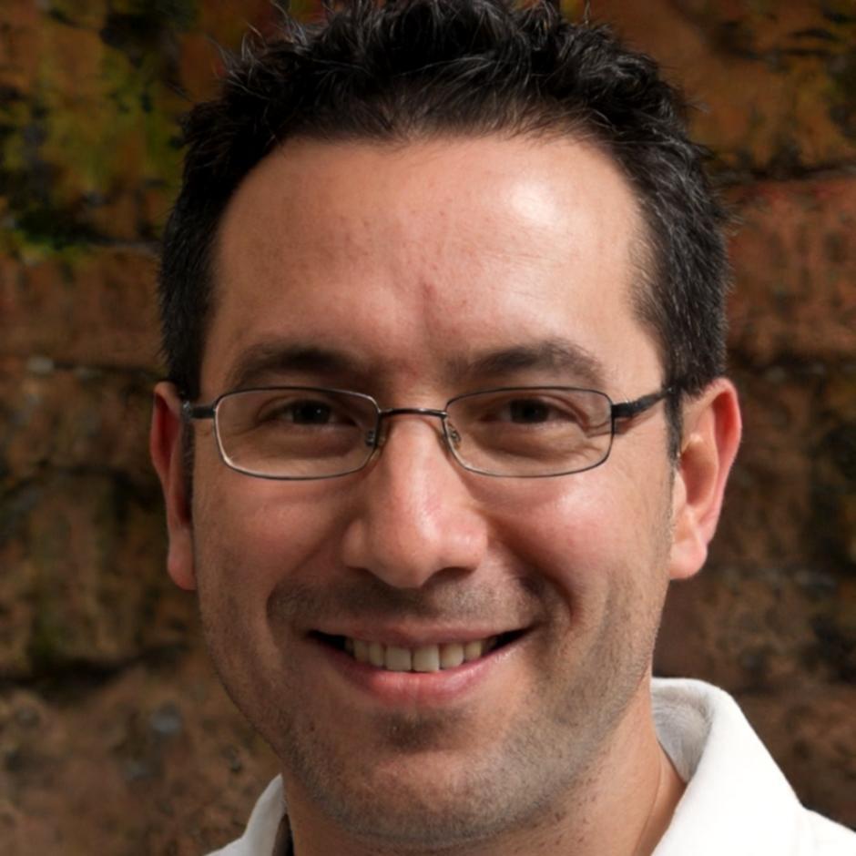 Portrait de Théo Blanchard, formateur en négociation commerciale